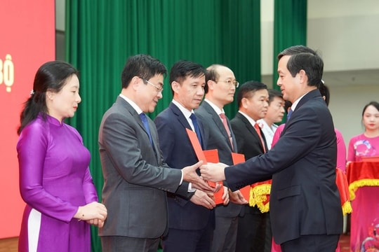 Thái Nguyên bổ nhiệm các lãnh đạo sở, ban, ngành và đơn vị trực thuộc UBND tỉnh