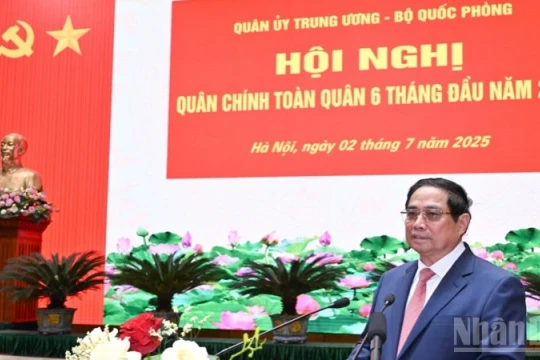Thủ tướng Phạm Minh Chính dự Hội nghị Quân chính toàn quân 6 tháng đầu năm 2025
