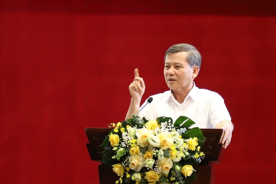 Chánh án Lê Minh Trí: Nâng cao hiệu quả công tác của ngành Tòa án, đáp ứng yêu cầu nhiệm vụ được giao