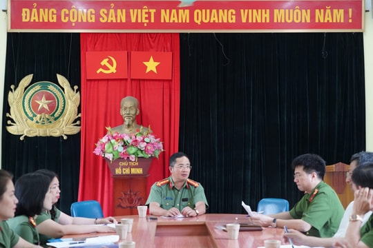 Công an TP. Hà Nội kiểm tra tại 3 phường trong ngày đầu chính quyền 2 cấp