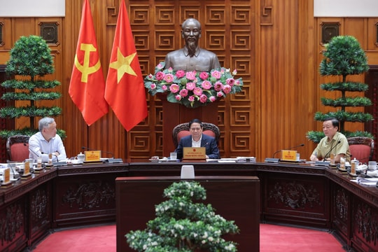 Thủ tướng: Sửa luật phải tháo gỡ vướng mắc cho dân, doanh nghiệp