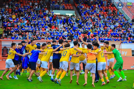 Thể thao học đường góc nhìn từ CLB bóng đá Đại học Văn Hiến