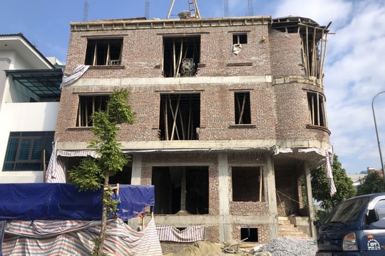 Người dân xin cấp phép xây dựng nhà ở trực tiếp tại xã hoặc trực tuyến