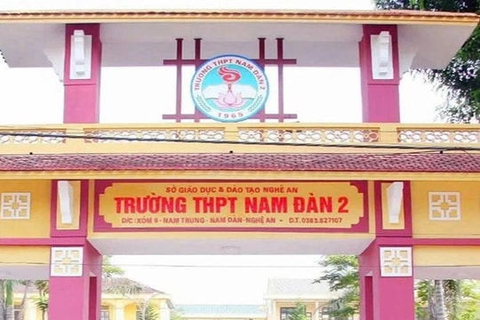 Xôn xao điểm chuẩn 2,5 vào lớp 10 ở Nghệ An