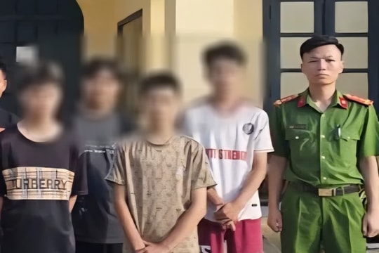 Bắt 10 đối tượng cầm dao chém nhau gây náo loạn đường phố