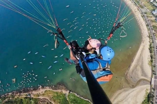 Tạm dừng toàn bộ hoạt động dù lượn tại Đà Nẵng