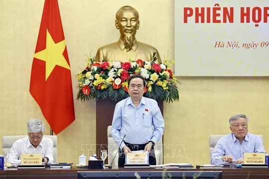 Phiên họp thứ nhất Hội đồng Bầu cử quốc gia