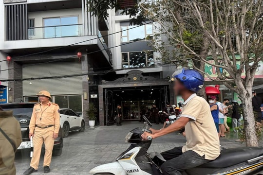 Nhiều cảnh sát xuất hiện tại nhà đại ca giang hồ ở Thanh Hóa