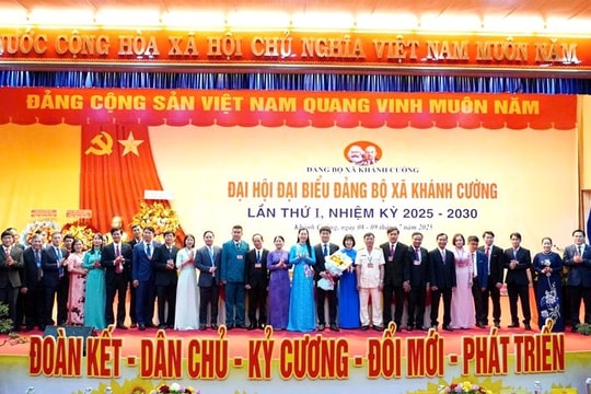 Mỗi cán bộ, đảng viên thời kỳ mới phải trở thành người... đa nhiệm