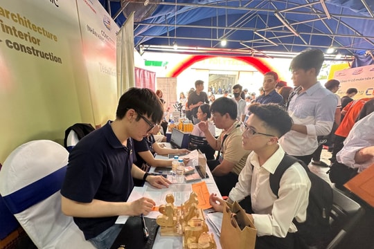 TP.HCM cần đến 90.000 lao động sau sáp nhập