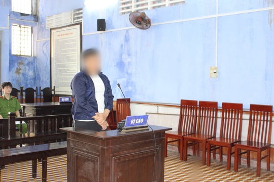 Lĩnh án tù vì lừa bạn lấy xe mô tô đem bán