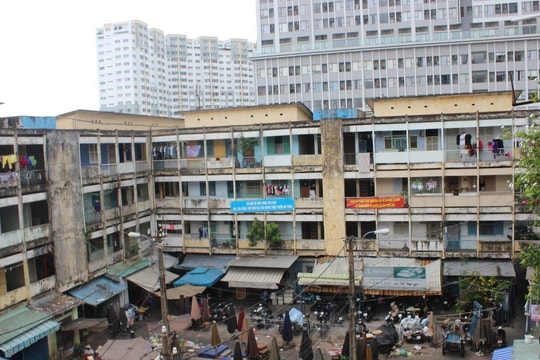 Nguyên nhân TP.HCM chậm cải tạo, xây dựng lại nhà chung cư