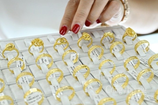 Giá vàng hôm nay 11/7: Giữ đà tăng