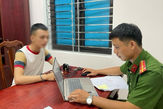 Vận động đối tượng trộm cắp ra đầu thú