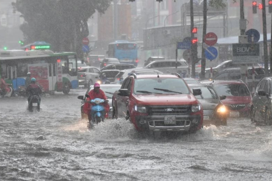 Thời tiết hôm nay 24/8: Bắc Bộ và Trung Bộ mưa to do bão số 5 (Kajiki)