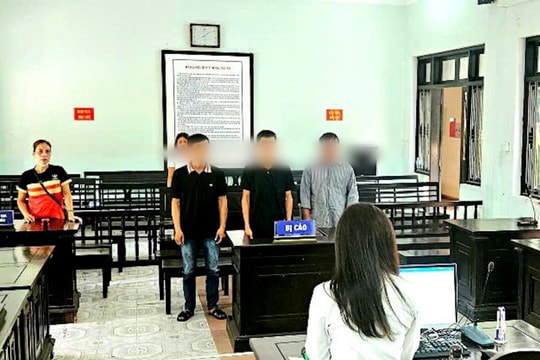 Nhân viên bảo vệ Đại Nội Huế chiếm đoạt hàng trăm vé tham quan