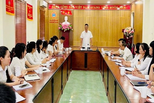 Chánh án TAND tỉnh Lào Cai kiểm tra hoạt động TAND khu vực 6