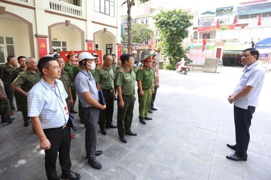 Phường Khương Đình (Hà Nội): Ra quân xử lý vi phạm đất đai, trật tự xây dựng