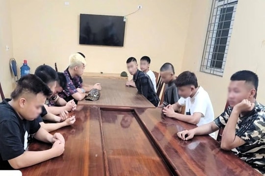 Xử lý 16 thanh, thiếu niên vi phạm trật tự ATGT