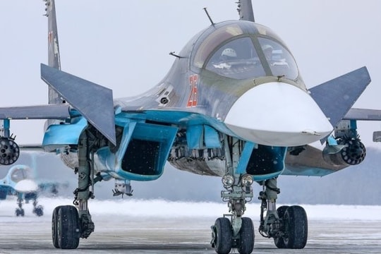 Nga biến Su-34M thành "mắt thần" trinh sát chiến thuật