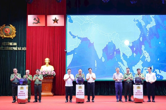 Công an Hà Nội phát động phong trào “Bình dân học vụ số”