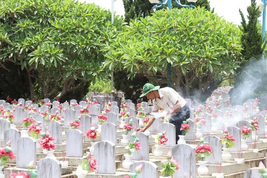 Trở lại Truông Bồn, Nghĩa trang Việt – Lào: Nơi tuổi trẻ hóa thành bất tử