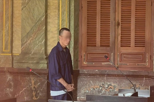 Lái xe ô tô tông hàng xóm trọng thương vì lối đi