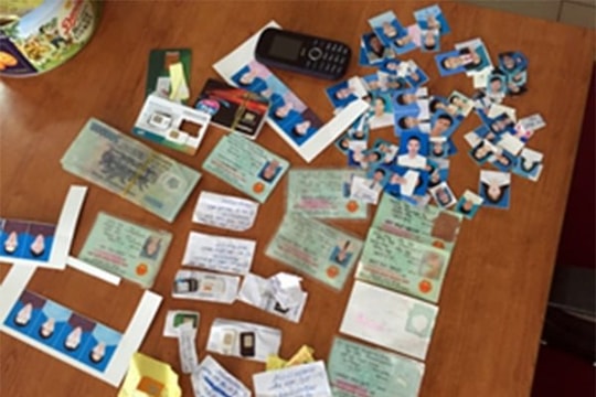 Dùng CMND giả mở tài khoản nhận tiền lừa đảo