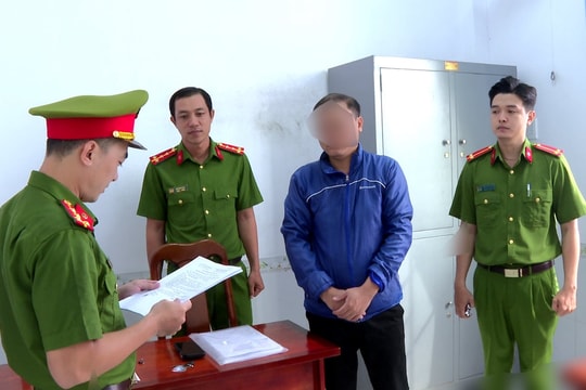 Nhân viên ngân hàng lừa đảo chiếm đoạt 1 tỷ đồng