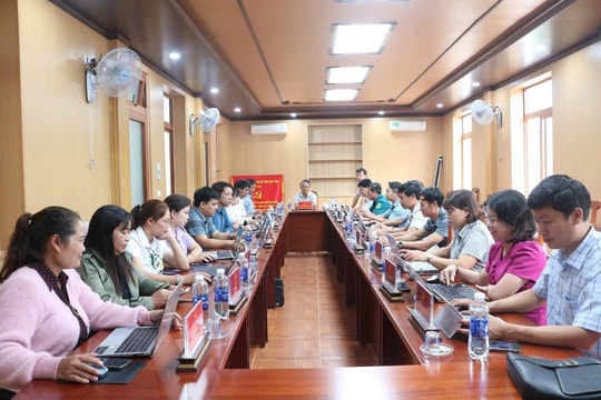 Không nhận hoa dịp đại hội, chỉ nhận cây giống cho người dân phát triển kinh tế