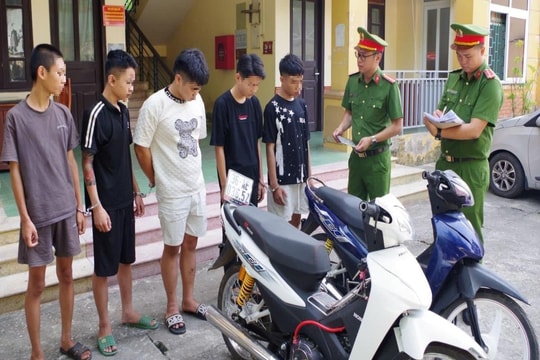 Bắt giữ 5 đối tượng trộm cắp tài sản tại khu ký túc xá