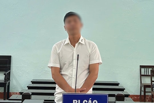 Đập điện thoại của bạn gái cũ vì ghen, thanh niên ở Huế đi tù