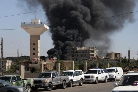 Điều gì đằng sau các cuộc đụng độ chết người ở Syria?