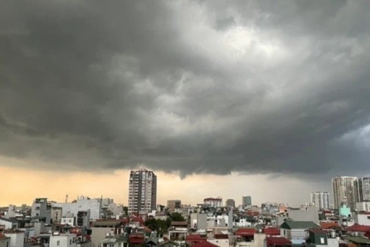 Bão Wipha tiến sát Hải Phòng, Quảng Ninh