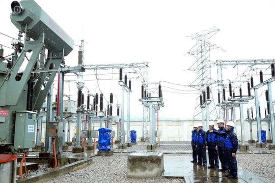 Rà soát các khu vực xung yếu, nguy cơ xảy ra sự cố điện trước khi bão số 3 đổ bộ