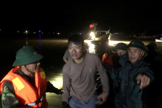 Khen thưởng lực lượng BĐBP vì thành tích xuất sắc trong cứu hộ, cứu nạn do bão số 3