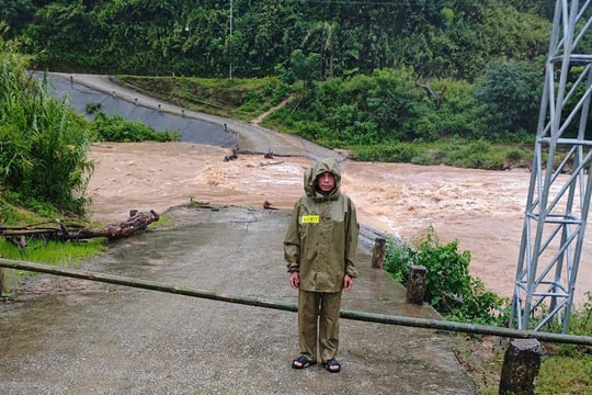 Mưa lớn, thủy điện, hồ chứa đồng loạt xả lũ