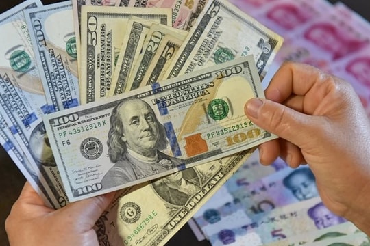 Tỷ giá USD ngày 22/7: USD “chợ đen” lại tăng, ngược thế giới