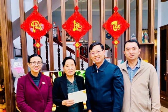 Đoàn ĐBQH tỉnh Lâm Đồng tri ân các đại biểu là thương binh, thân nhân liệt sĩ và người có công với cách mạng