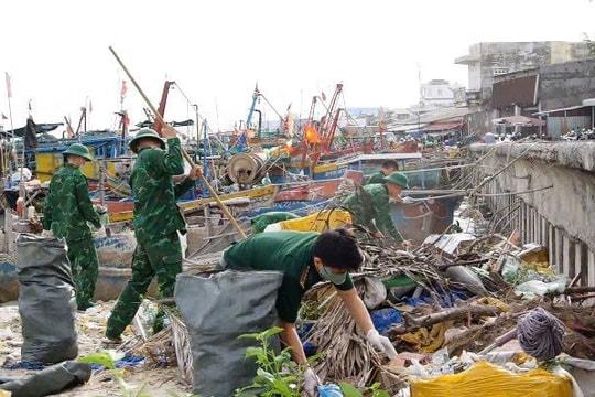 Ra quân tổng dọn vệ sinh môi trường, chỉnh trang đô thị - Nông thôn mới