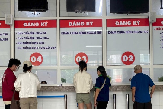 Đà Nẵng yêu cầu siết chặt tình trạng 'cò mồi' khám chữa bệnh