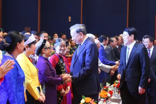 Tổng Bí thư Tô Lâm dự Hội nghị người có công, nhân chứng lịch sử tiêu biểu