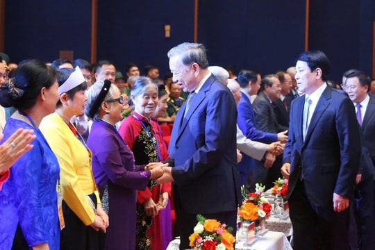 Tổng Bí thư Tô Lâm dự Hội nghị người có công, nhân chứng lịch sử tiêu biểu