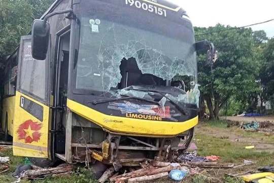 Xe khách gây tai nạn thảm khốc ở Hà Tĩnh từng bị thu hồi phù hiệu