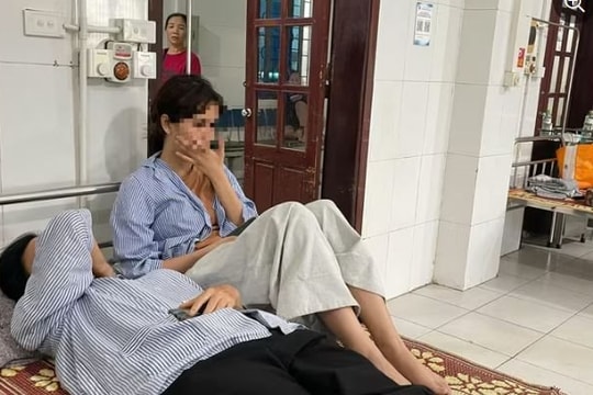 Bộ Y tế yêu cầu tập trung điều trị kịp thời các nạn nhân trong vụ lật xe khách ở Hà Tĩnh