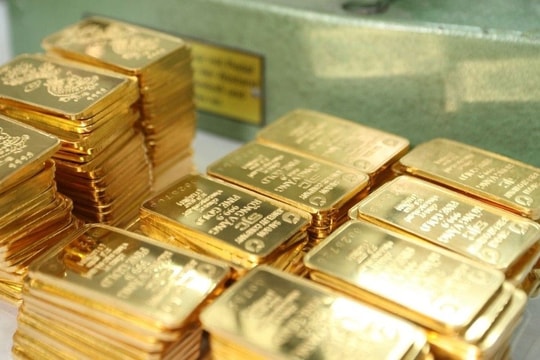 Giá vàng hôm nay 25/7: Đi ngang