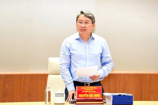 Hoàn thiện thể chế pháp luật, bảo đảm thống nhất và phù hợp thực tiễn