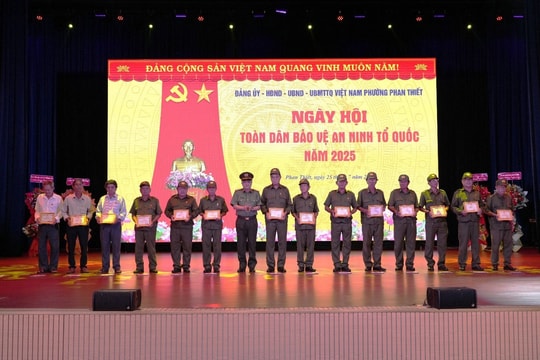 Lâm Đồng thắt chặt sợi dây gắn kết ý Đảng, lòng dân