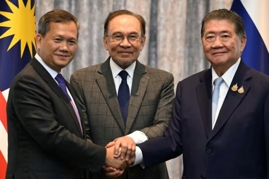 Thái Lan và Campuchia đạt thỏa thuận ngừng bắn