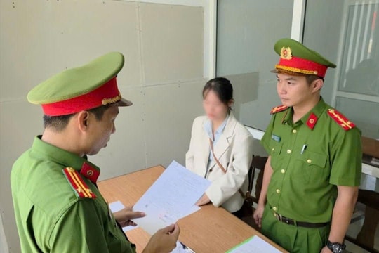 Bắt tạm giam nữ nhân viên ngân hàng